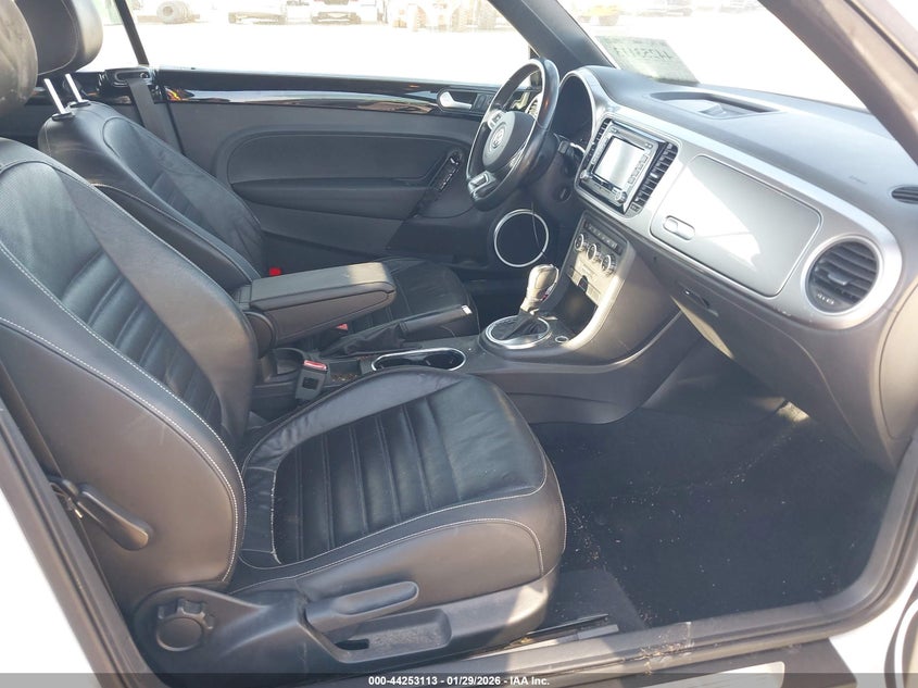 2014 Volkswagen Beetle 2.0L Tdi