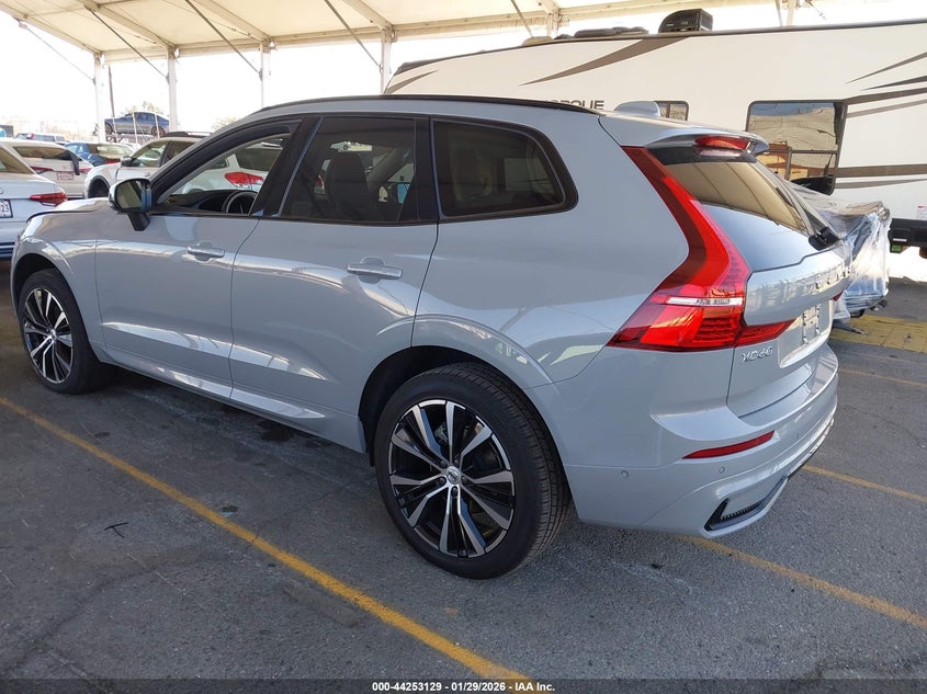 2025 Volvo Xc60 B5 Plus