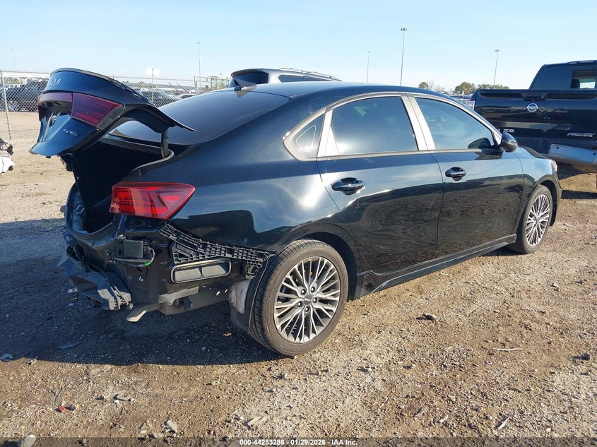 2023 Kia Forte Gt-Line
