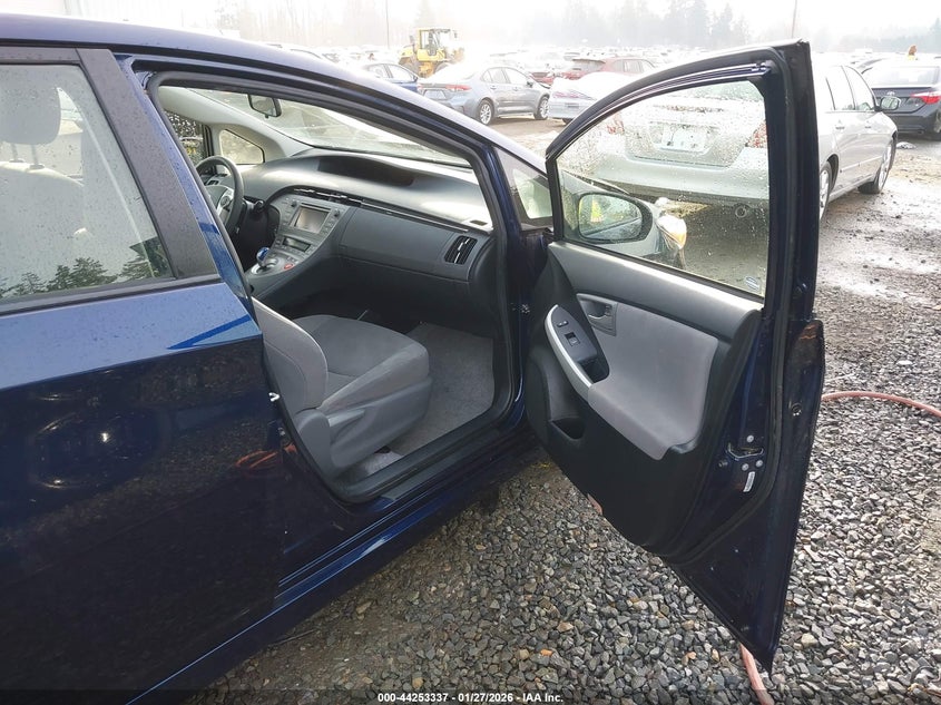 2014 Toyota Prius Three