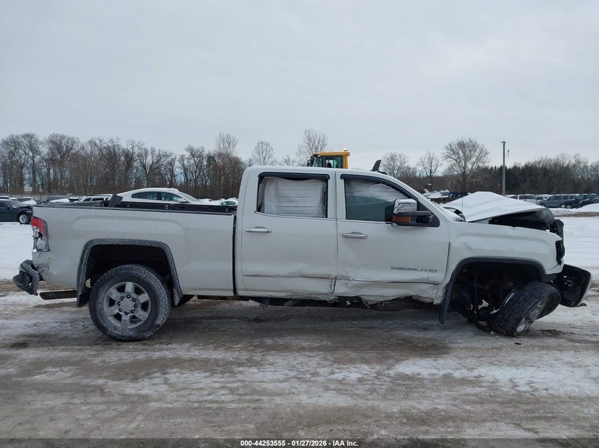 GMC SIERRA 2500HD - zdjęcie 13