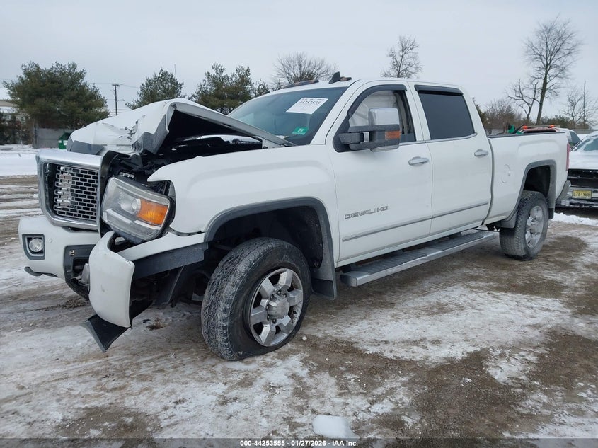 2015 GMC SIERRA 2500HD auction photo 2