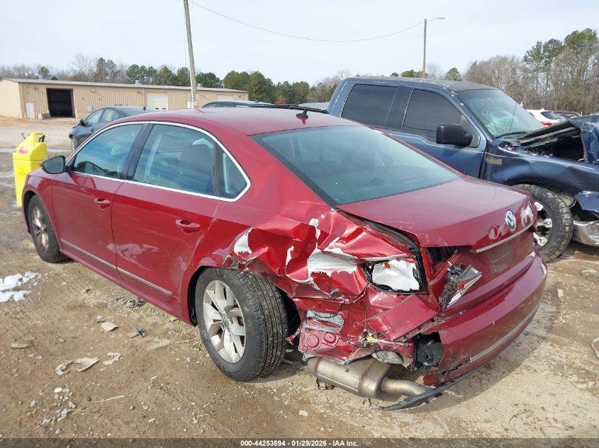 2016 Volkswagen Passat S/R-Line