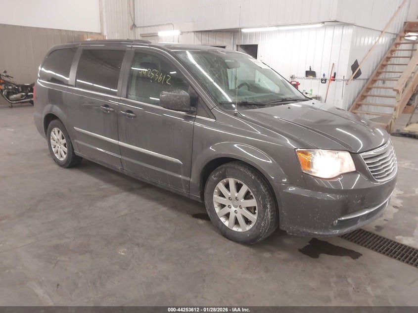 2015 Chrysler Town & Country Touring