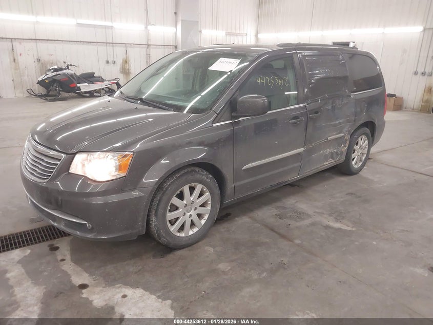 2015 Chrysler Town & Country Touring