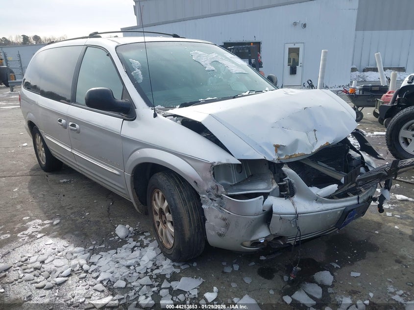 2001 Chrysler Town & Country Lxi