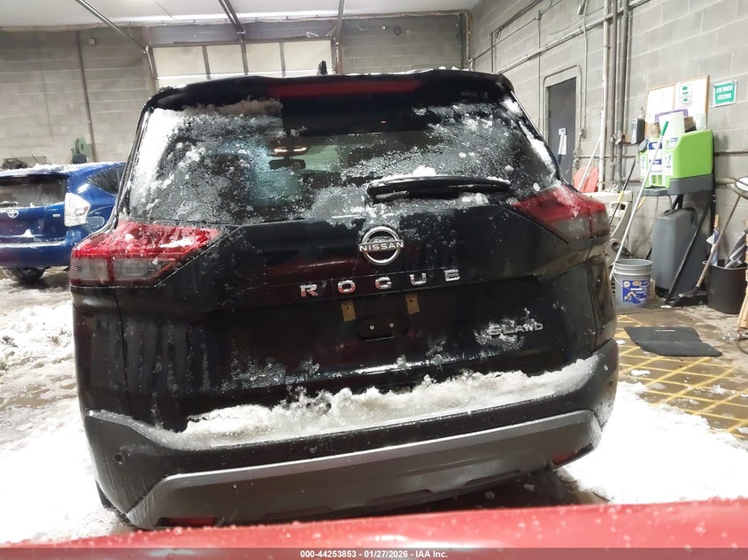 VIN 5N1BT3CB4PC933693 2023 NISSAN ROGUE SL INTELLIGENT AWD