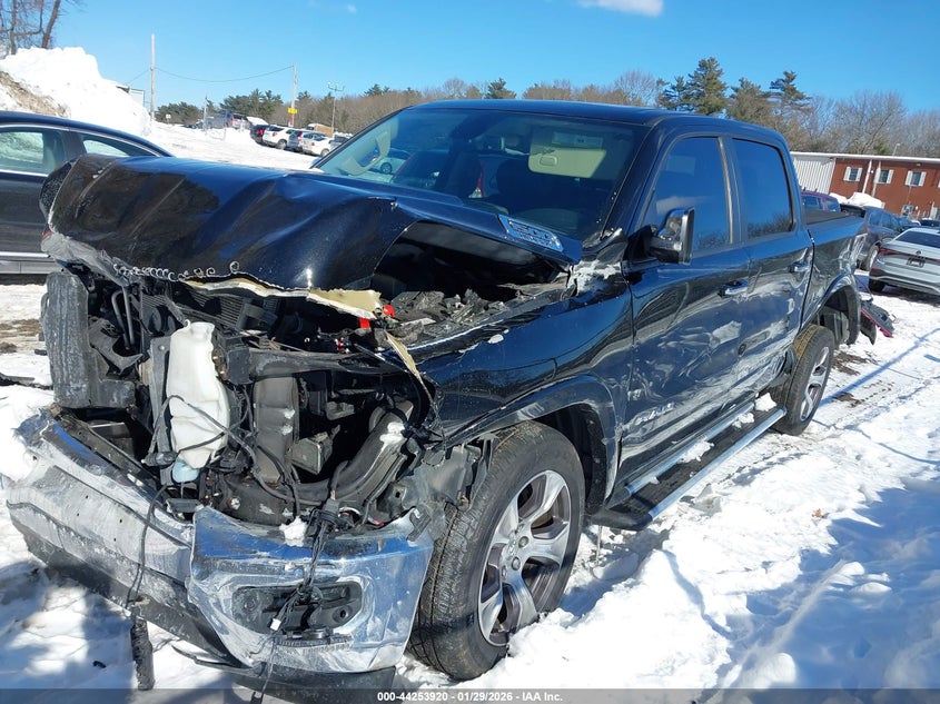 2019 Ram 1500 Laramie 4X4 5'7 Box
