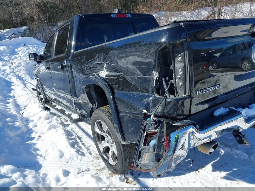 2019 Ram 1500 Laramie 4X4 5'7 Box