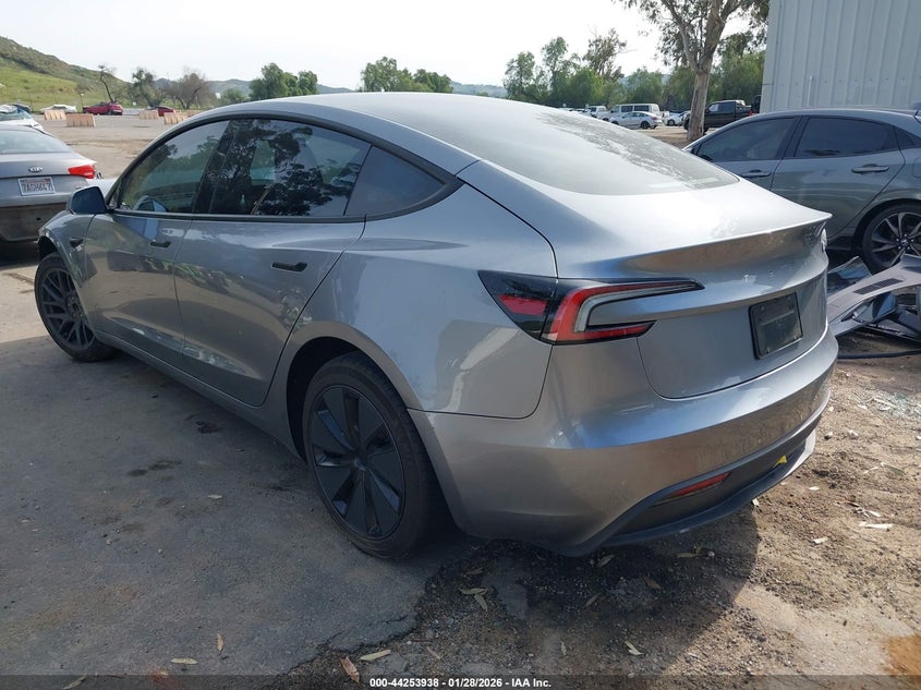 2025 Tesla Model 3 Long Range Rear-Wheel Drive/Standard Rear-Wheel Drive