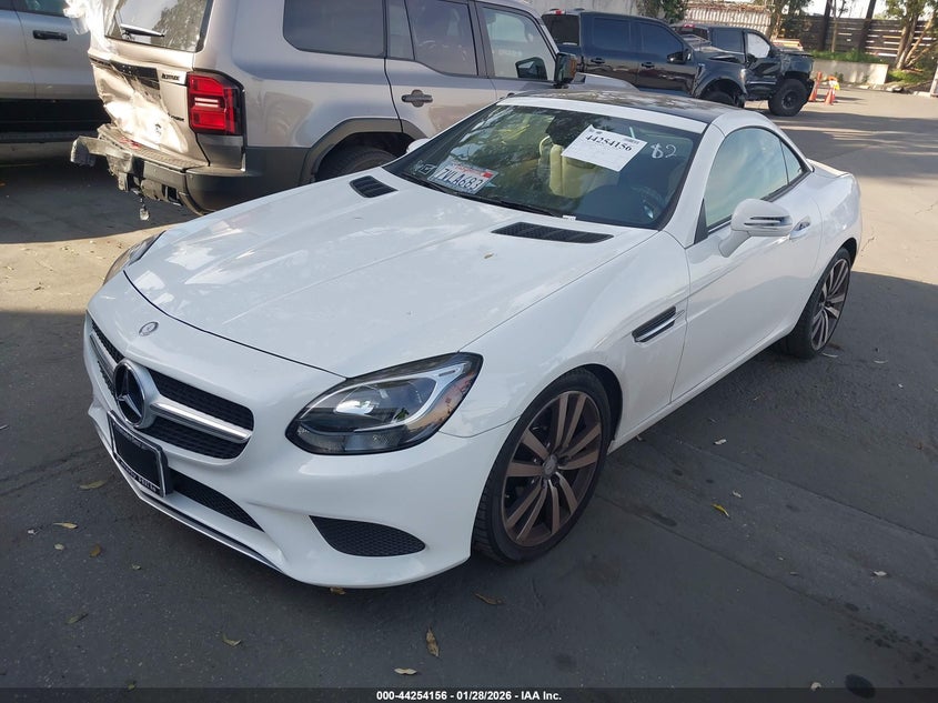 2017 Mercedes-Benz Slc 300