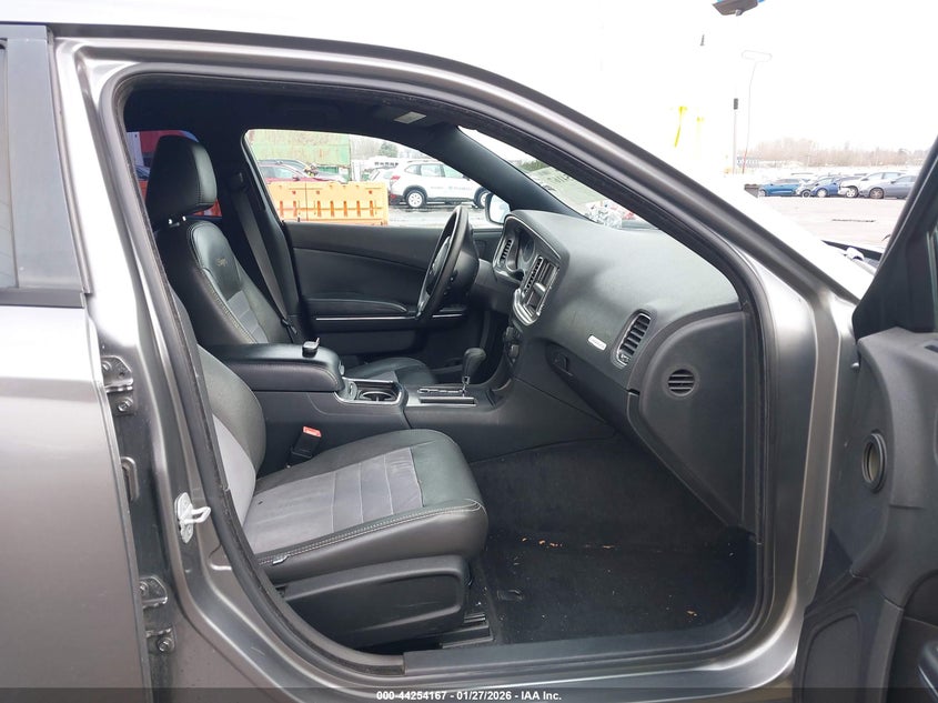 2012 Dodge Charger Se