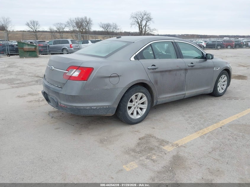 2011 Ford Taurus Se