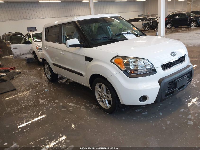 2011 Kia Soul +