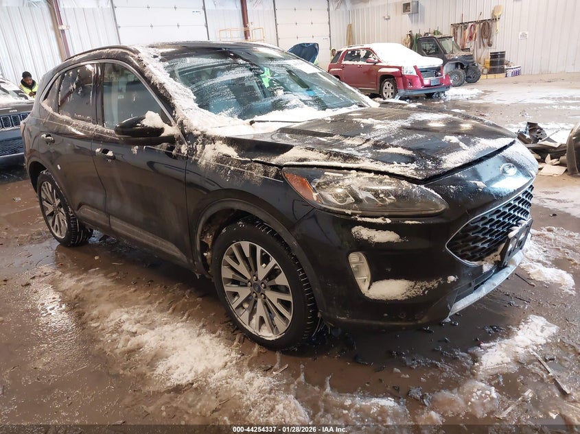 2020 Ford Escape Titanium Hybrid