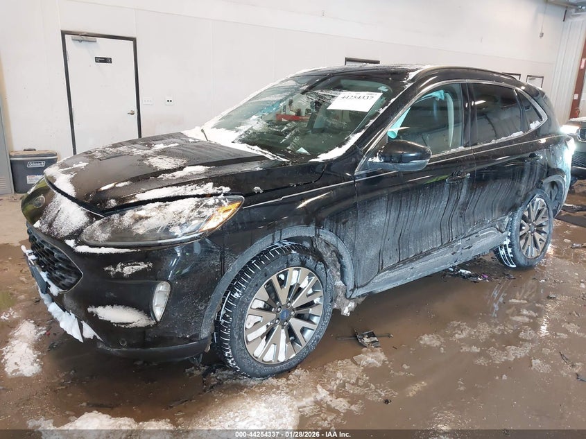 2020 Ford Escape Titanium Hybrid