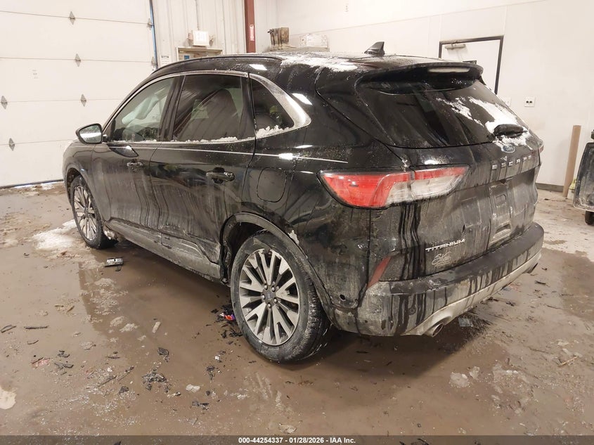 2020 Ford Escape Titanium Hybrid