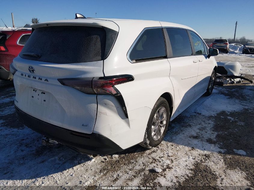 2025 Toyota Sienna Le