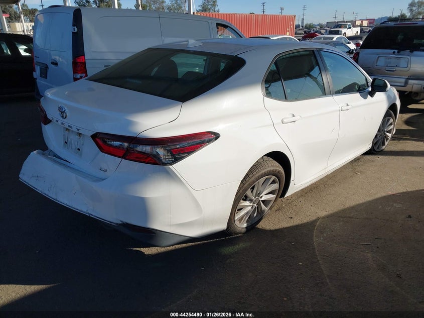 2022 Toyota Camry Le