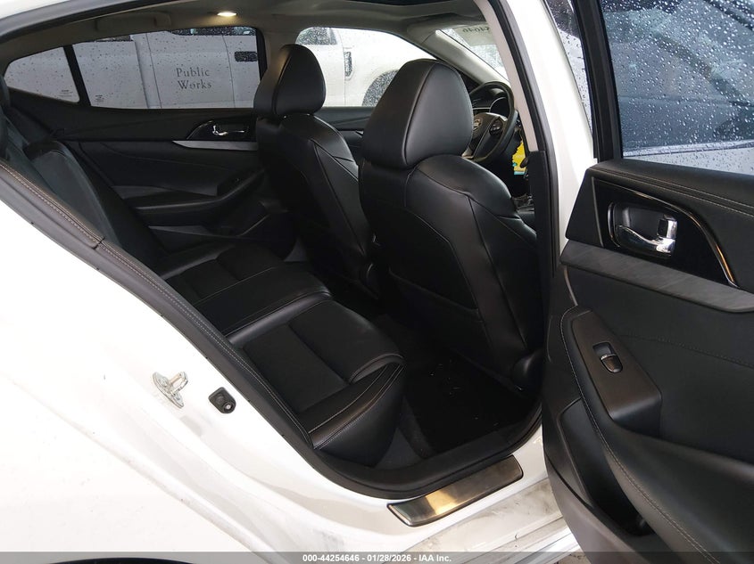 2016 NISSAN MAXIMA auction photo 8