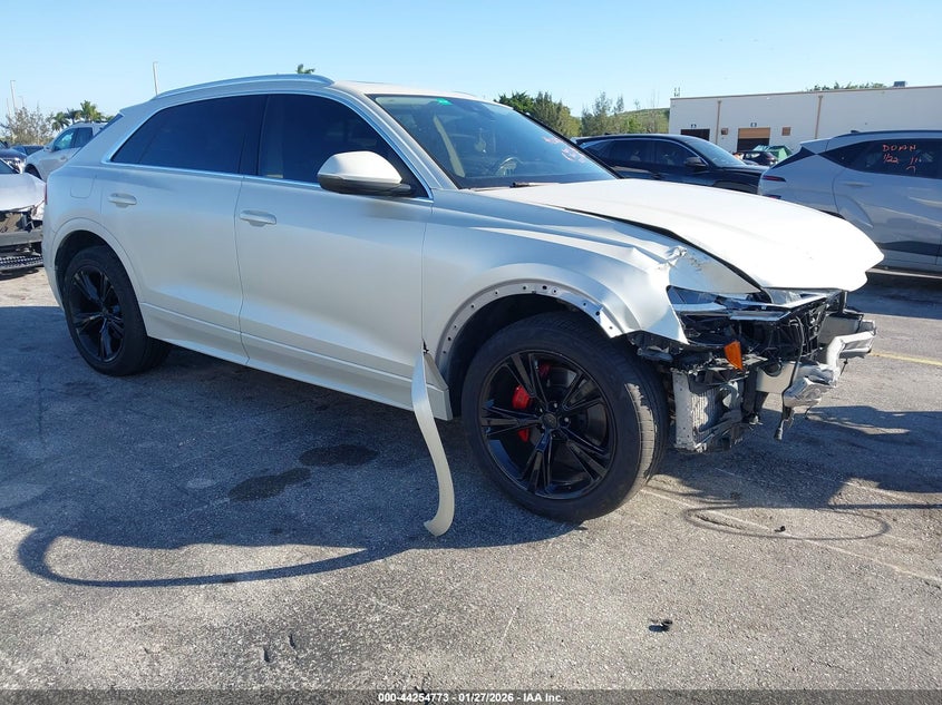 2019 Audi Q8 55 Premium