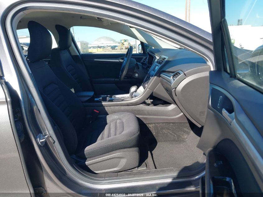 2014 Ford Fusion Hybrid Se