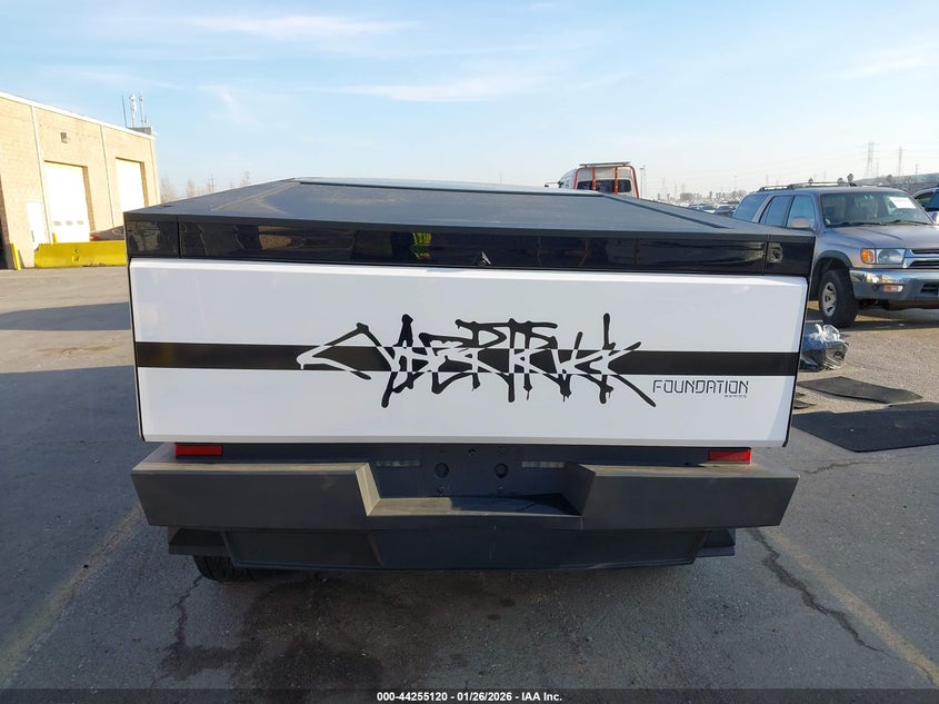 2025 Tesla Cybertruck VIN: 7G2CEHED3SA067943 Lot: 44255120