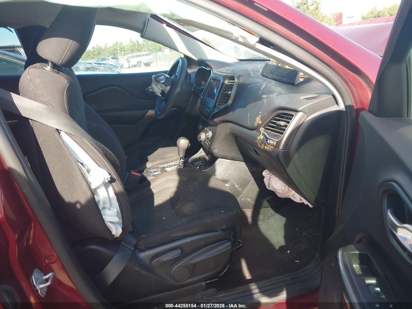 2019 Jeep Cherokee Latitude Fwd