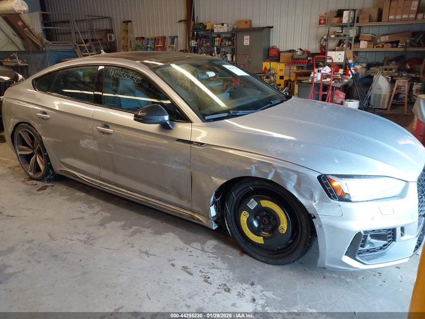 WUABWCF53KA906560 AUDI RS 5 Photo 1