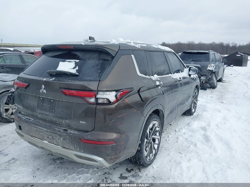 Vin: ja4j4va83nz084628, lot: 44751428, mitsubishi outlander sel 2.5 s-awc/sel launch edition s-awc/sel special edition s-awc 20224