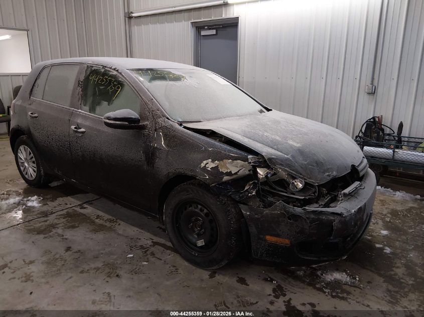 2010 Volkswagen Golf 4-Door