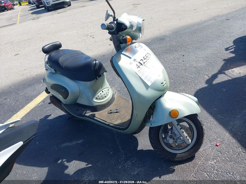 2005 Classic Motorcycles & Sid Twist N Go (Tng)