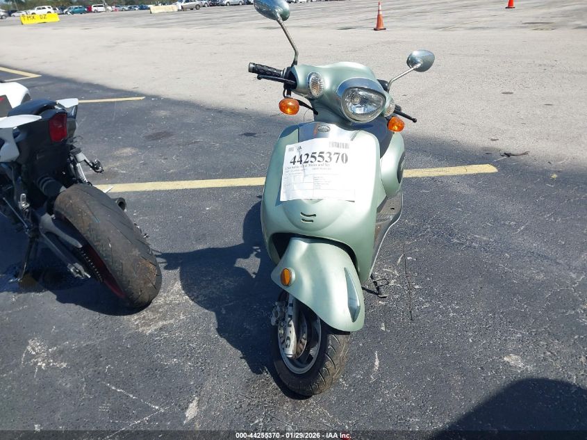 2005 Classic Motorcycles & Sid Twist N Go (Tng)