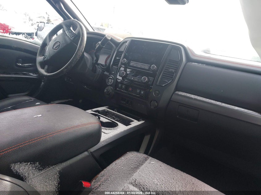 2024 Nissan Titan Pro-4X 4X4