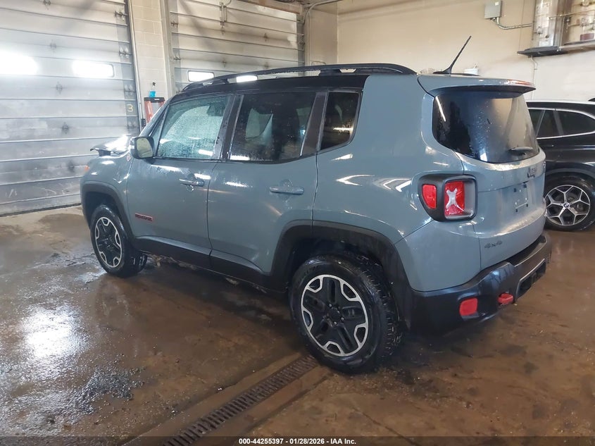 2016 Jeep Renegade Trailhawk
