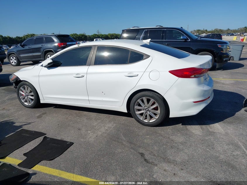 VIN 5NPD84LF7JH237297 2018 HYUNDAI ELANTRA SEL