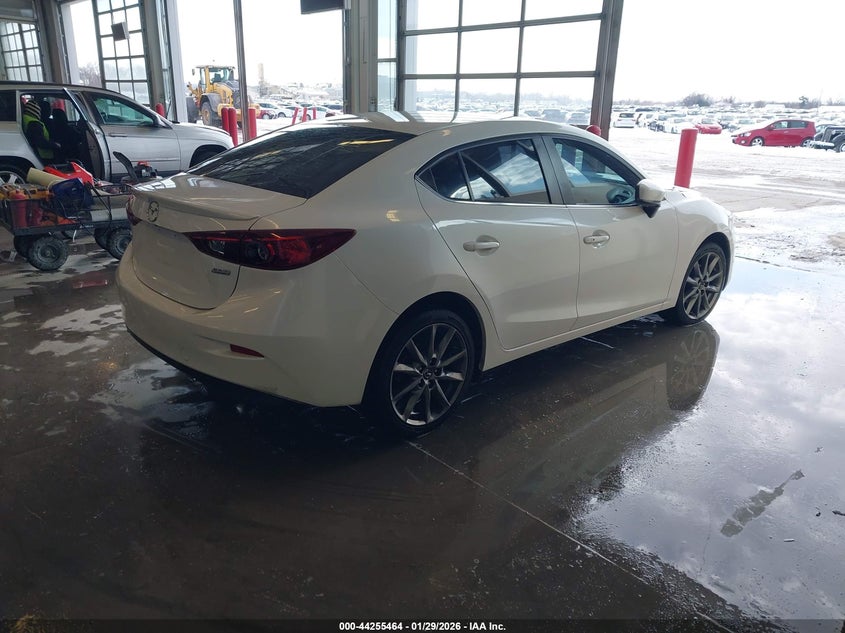 2018 Mazda Mazda3 Touring