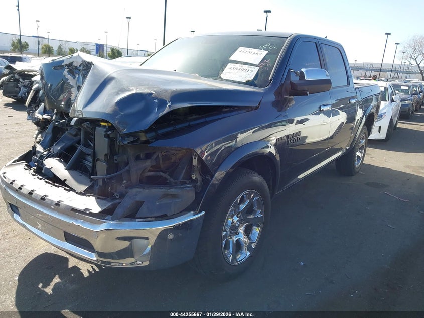 2017 Ram 1500 Laramie 4X4 5'7 Box