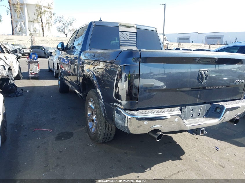 2017 Ram 1500 Laramie 4X4 5'7 Box