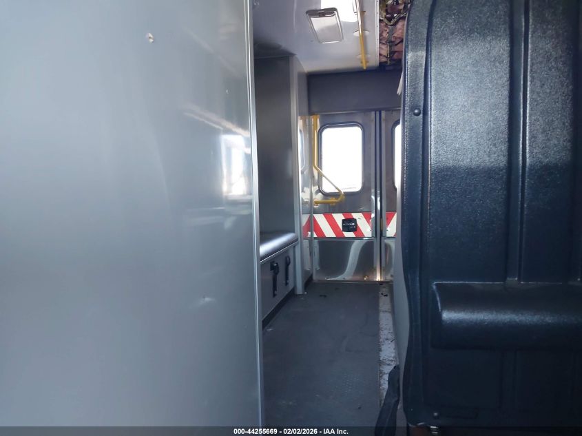 2018 Ford E-450 Cutaway