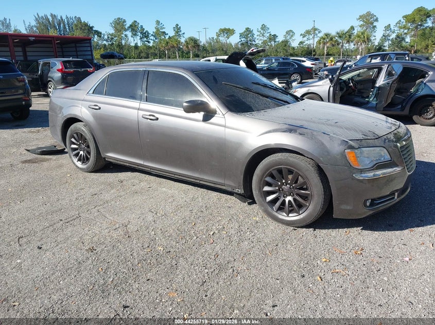 2013 Chrysler 300 Motown