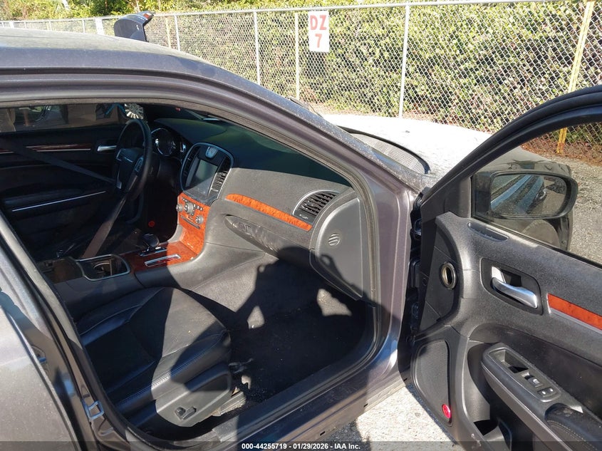 2013 Chrysler 300 Motown