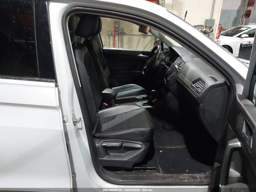 2018 Volkswagen Tiguan 2.0T Se/2.0T Sel