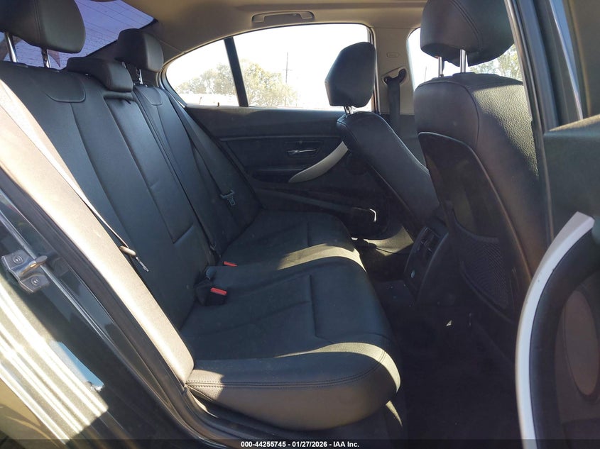 2016 BMW 320I VIN: WBA8E1G51GNT37220 Lot: 44255745