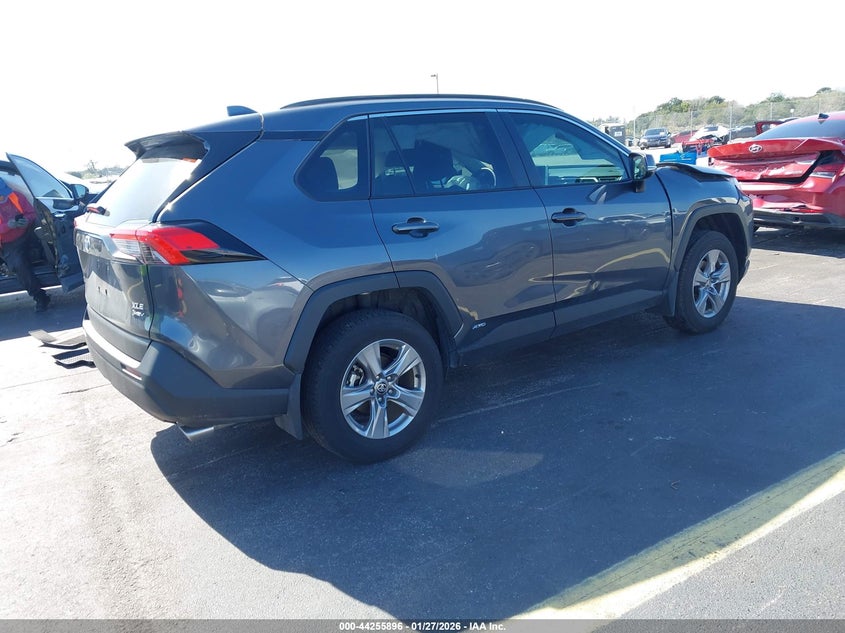 2025 Toyota Rav4 Hybrid Xle