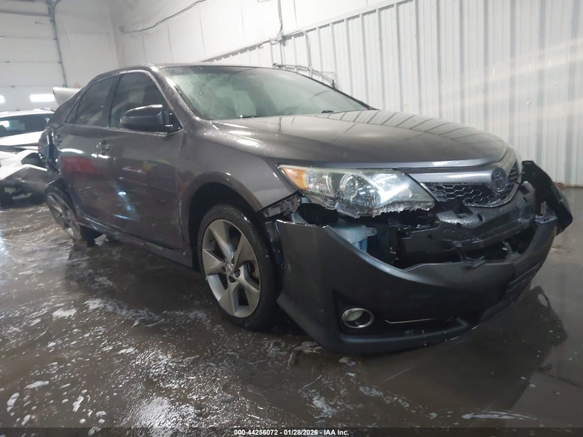 2014 Toyota Camry Se V6