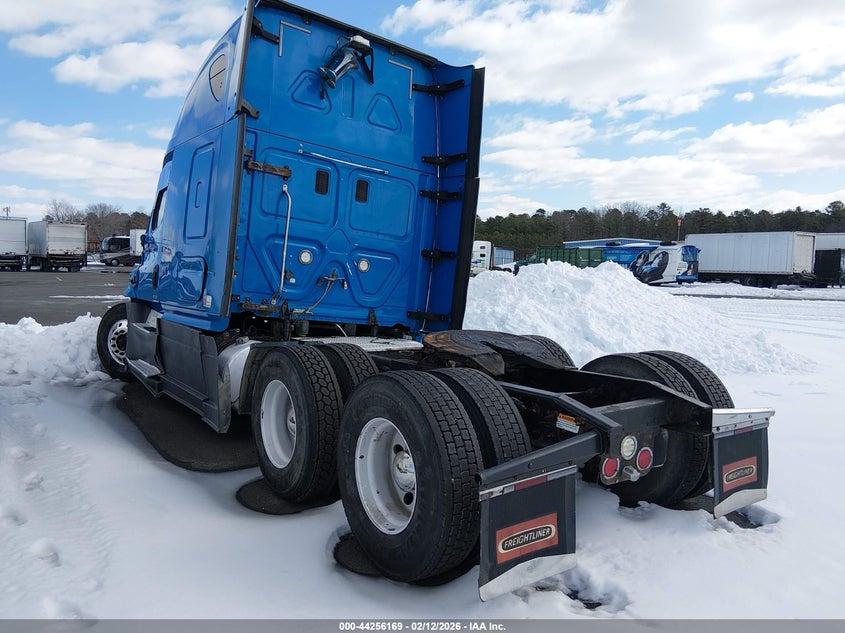 2016 Freightliner Cascadia 125
