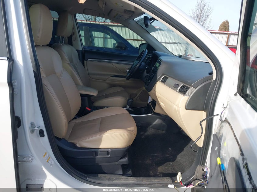 2019 Mitsubishi Outlander Sel