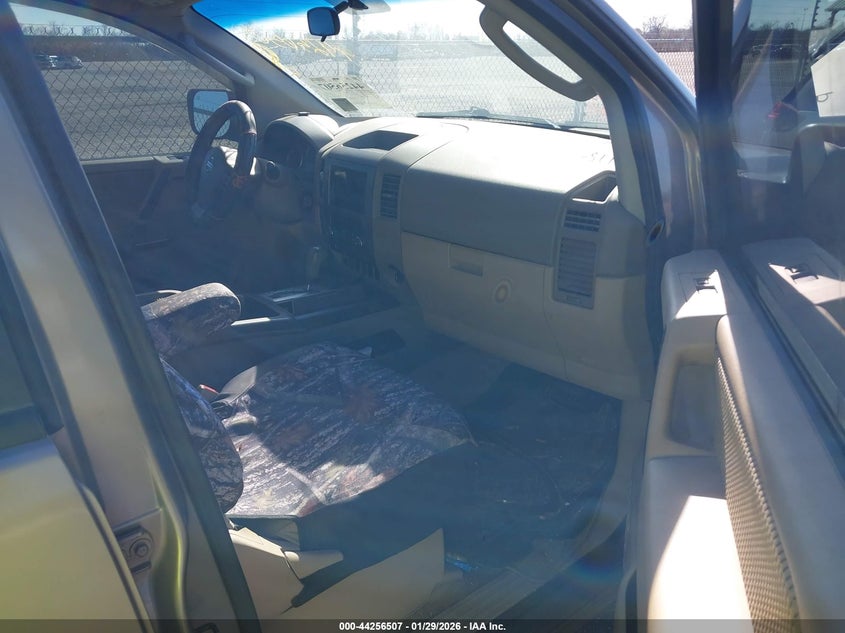 2008 Nissan Titan Se