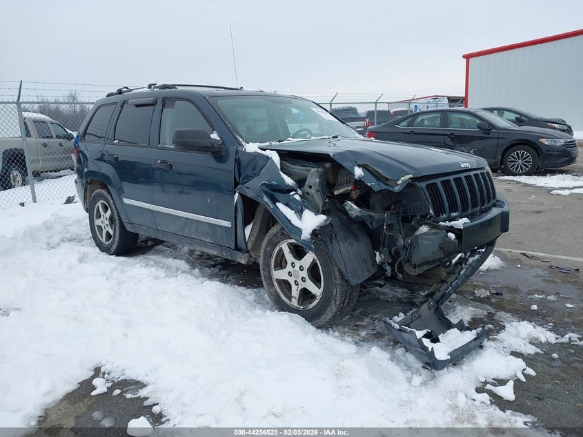 2005 Jeep Grand Cherokee Laredo